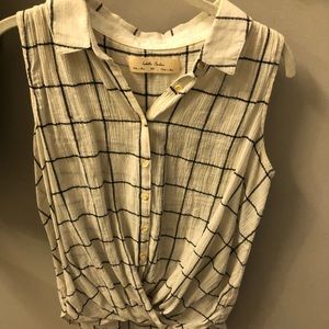 Isabella Sinclair Plaid White and Black Tank